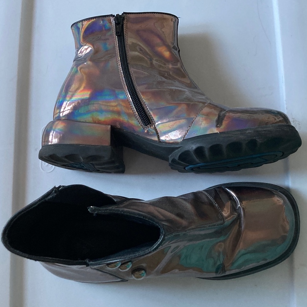 John Fluevog Unity Penney ankle boot in the oil slick colorway 9 AS IS - Picture 4 of 5
